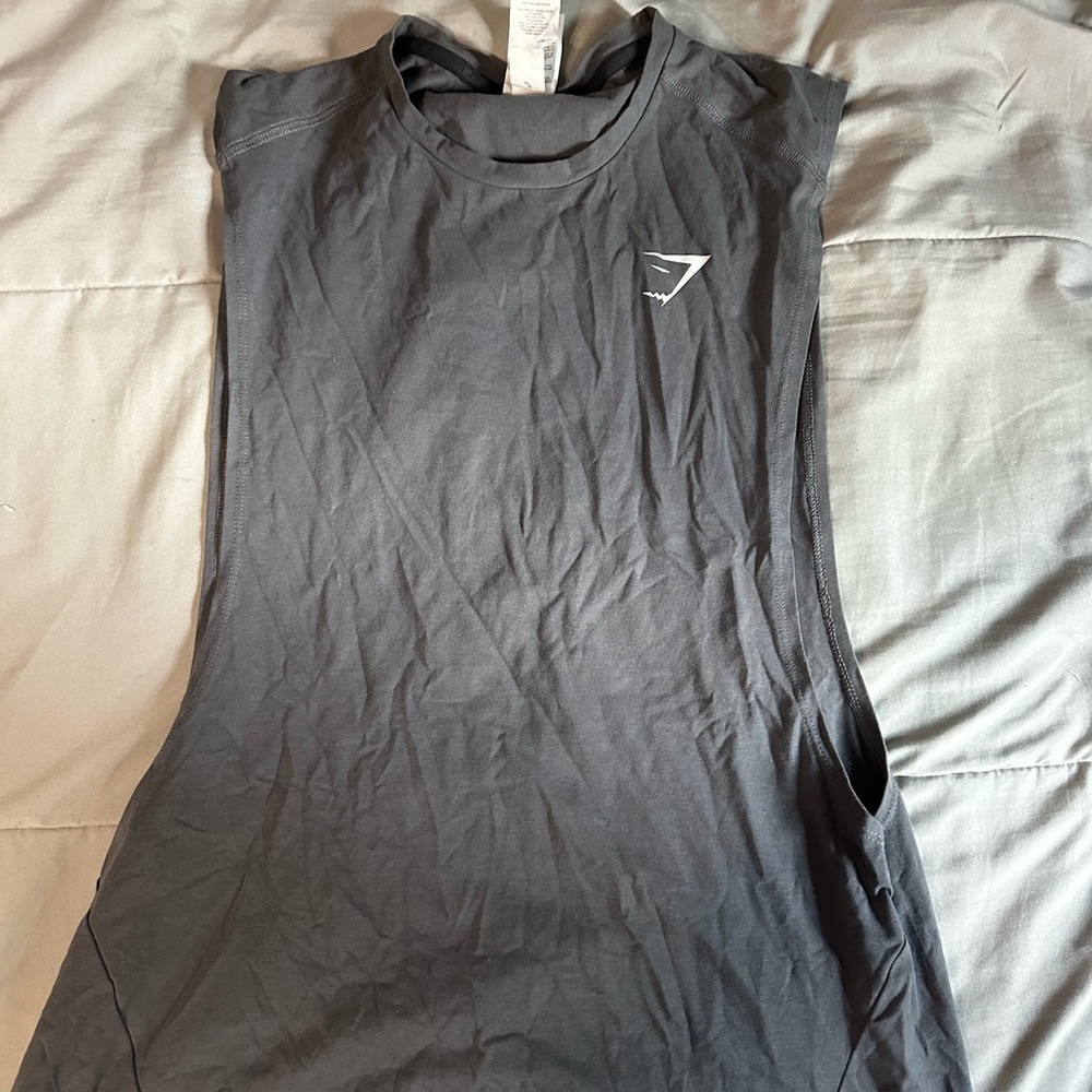 Gymshark cutoff- men’s Large